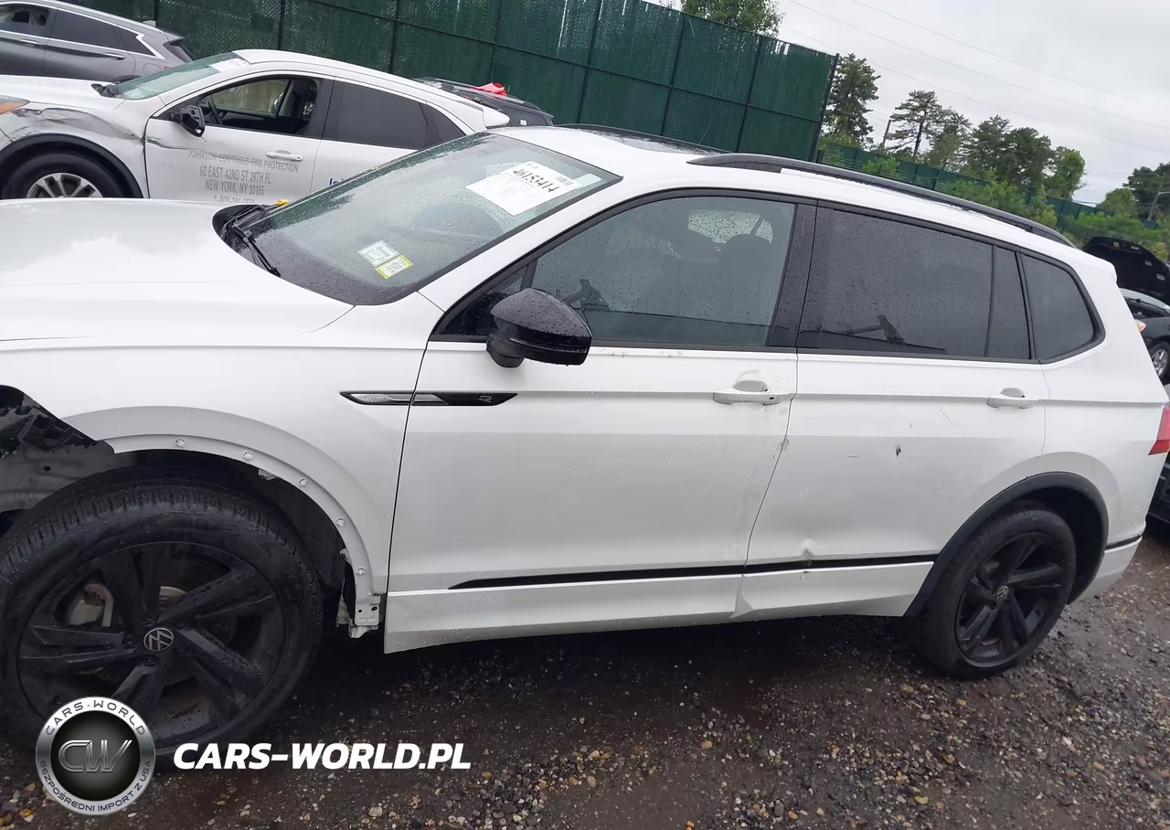 2024 Volkswagen Tiguan 2.0T Se R-Line Black VIN:3VV8B7AX1RM110164 - 14