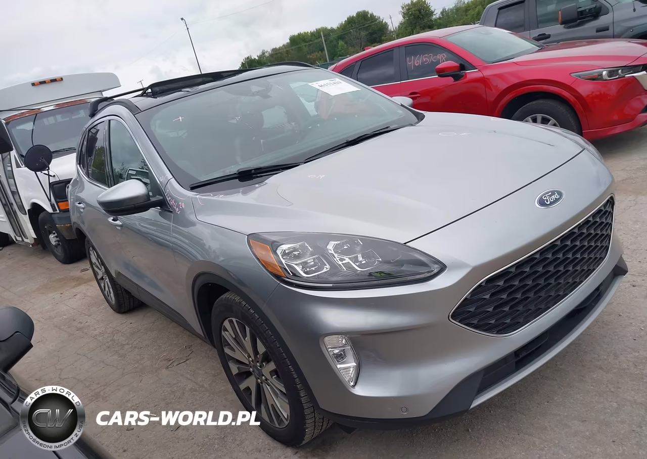 2022 Ford Escape Titanium