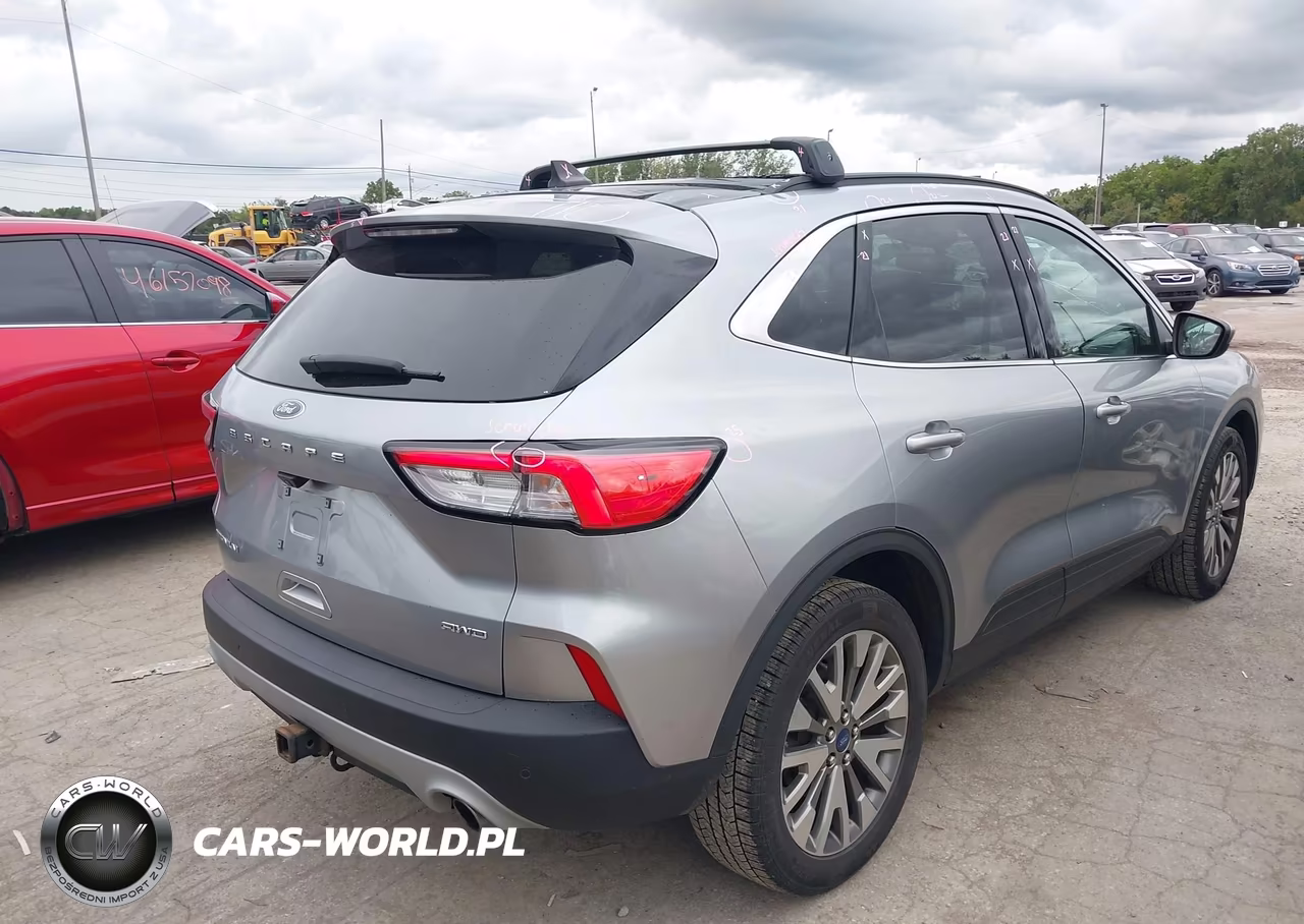 2022 Ford Escape Titanium VIN:1FMCU9J94NUC00104 - 4