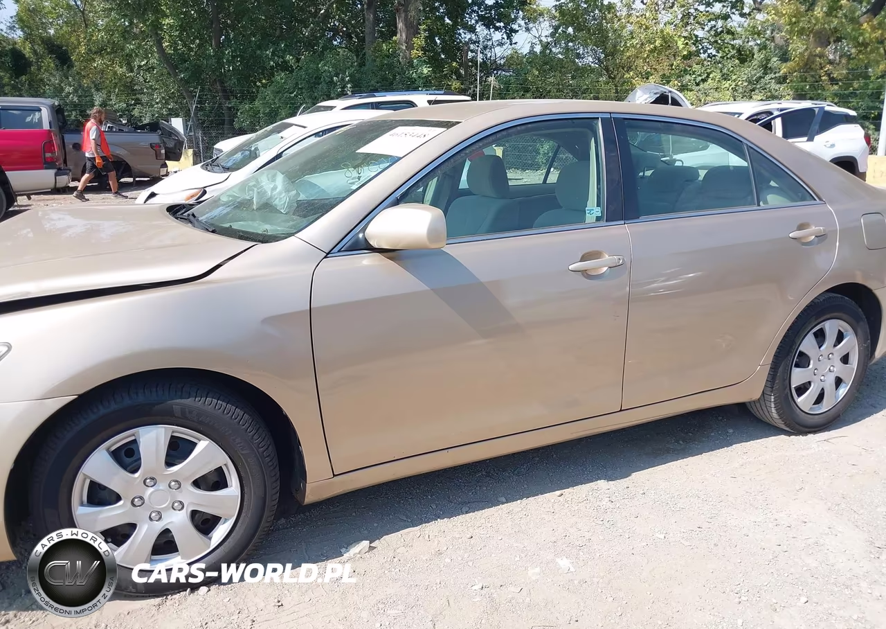 2011 Toyota Camry Le VIN:4T1BF3EK0BU130905 - 14