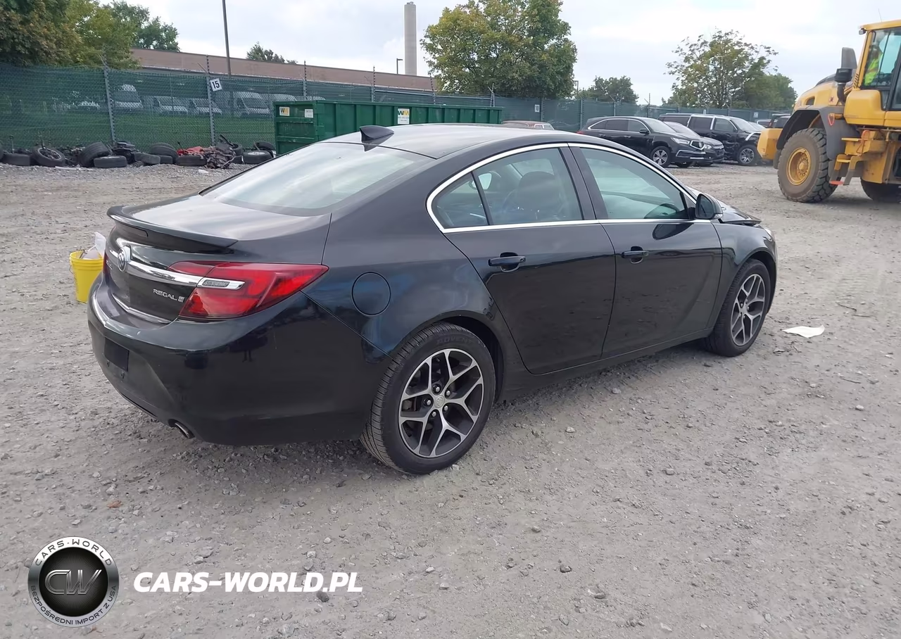 2017 Buick Regal Turbo Sport Touring VIN:2G4GL5EX7H9118357 - 4