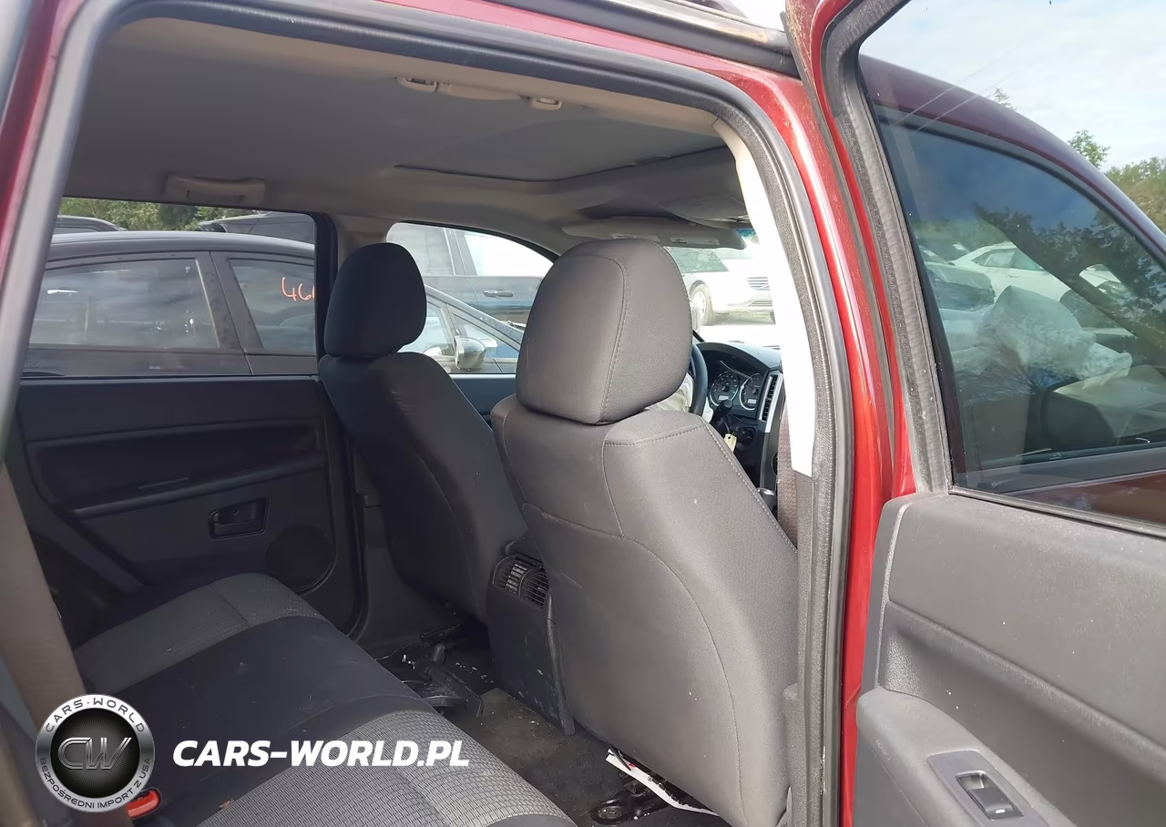 2008 Jeep Grand Cherokee Laredo VIN:1J8GS48K08C184543 - 8