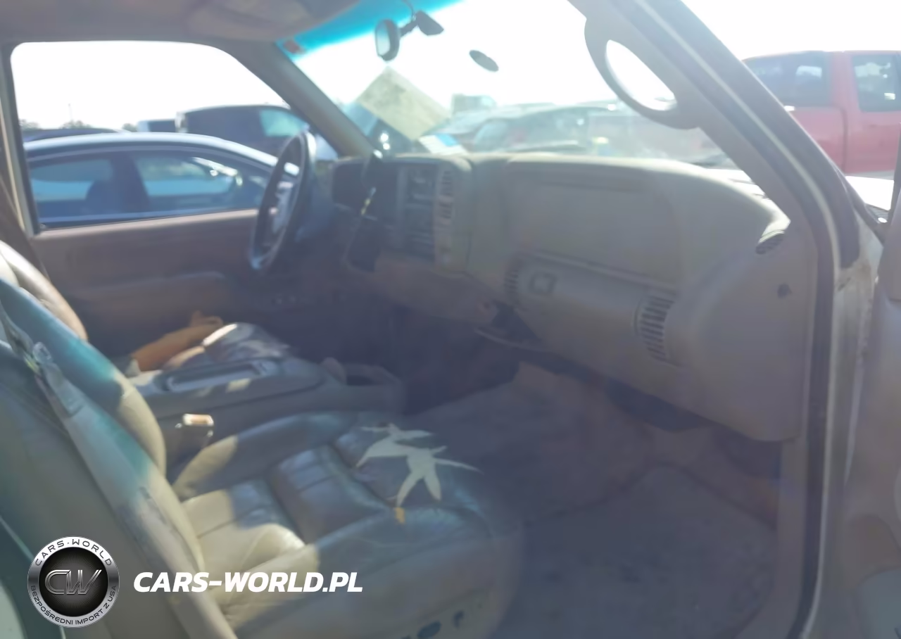 1999 Chevrolet Tahoe Ls VIN:1GNEK13R3XJ526490 - 5