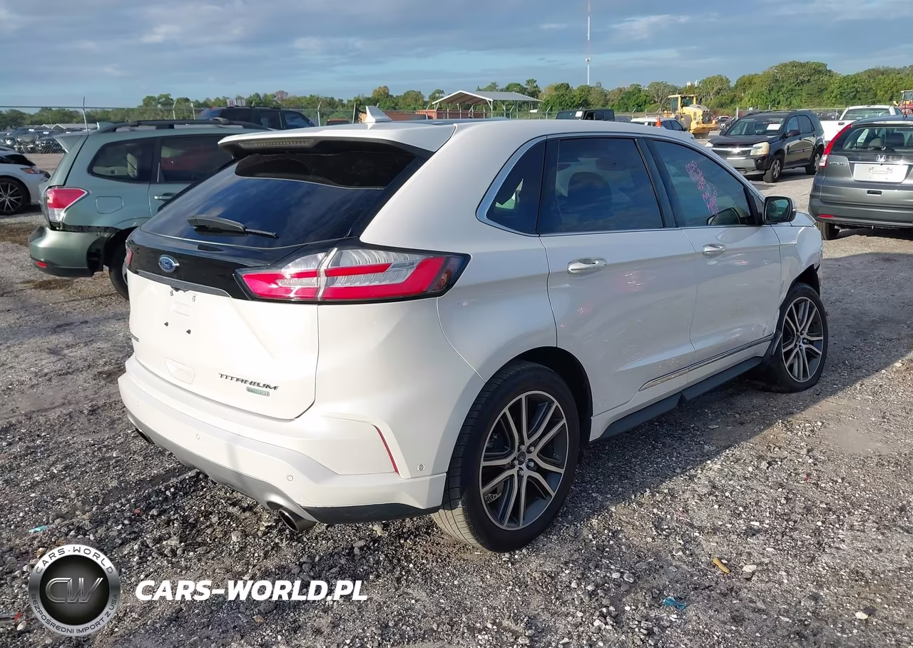 2019 Ford Edge Titanium VIN:2FMPK3K93KBB34245 - 4