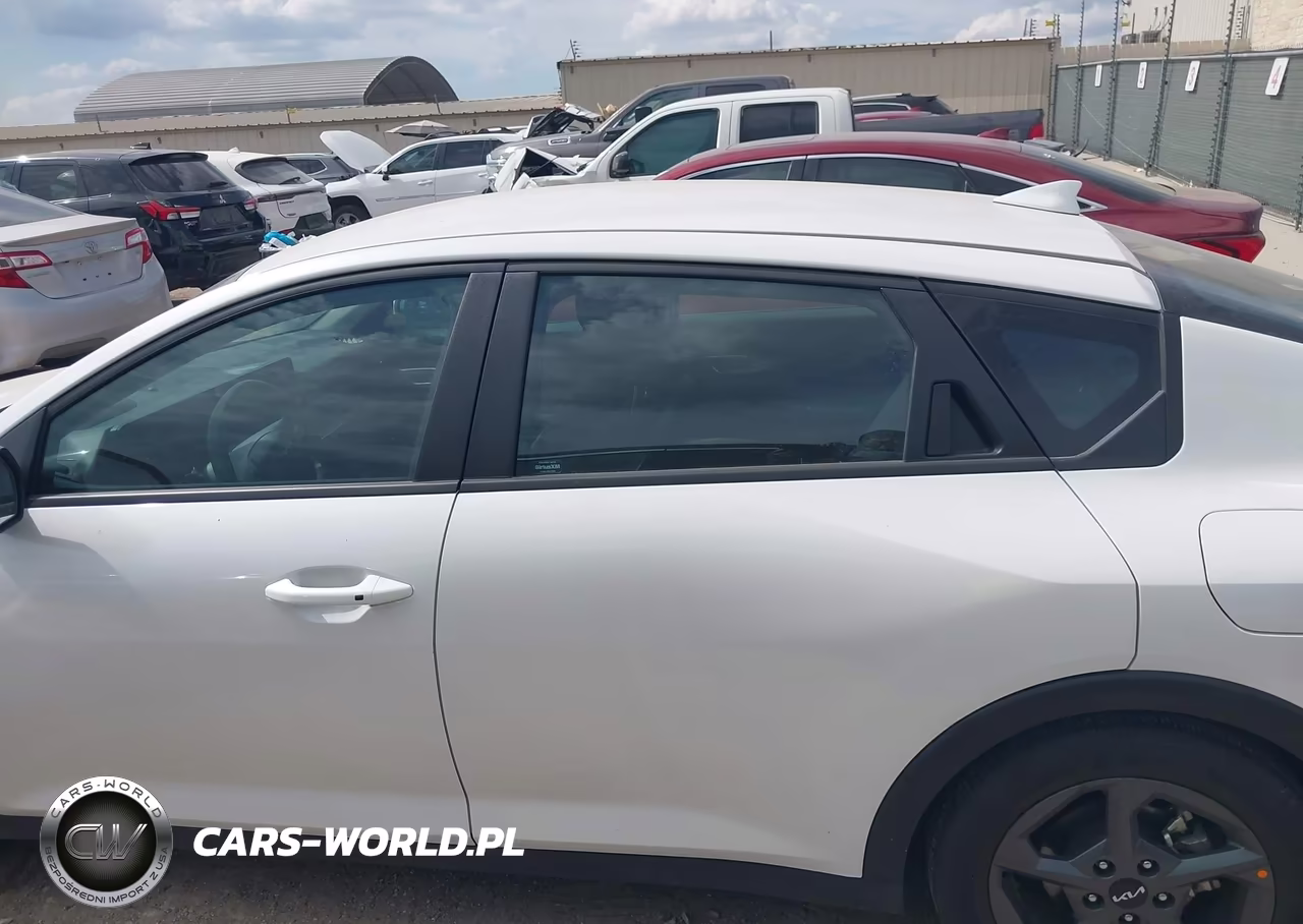 2026 Kia K4 Lxs VIN:3KPFT4DE2TE256439 - 15