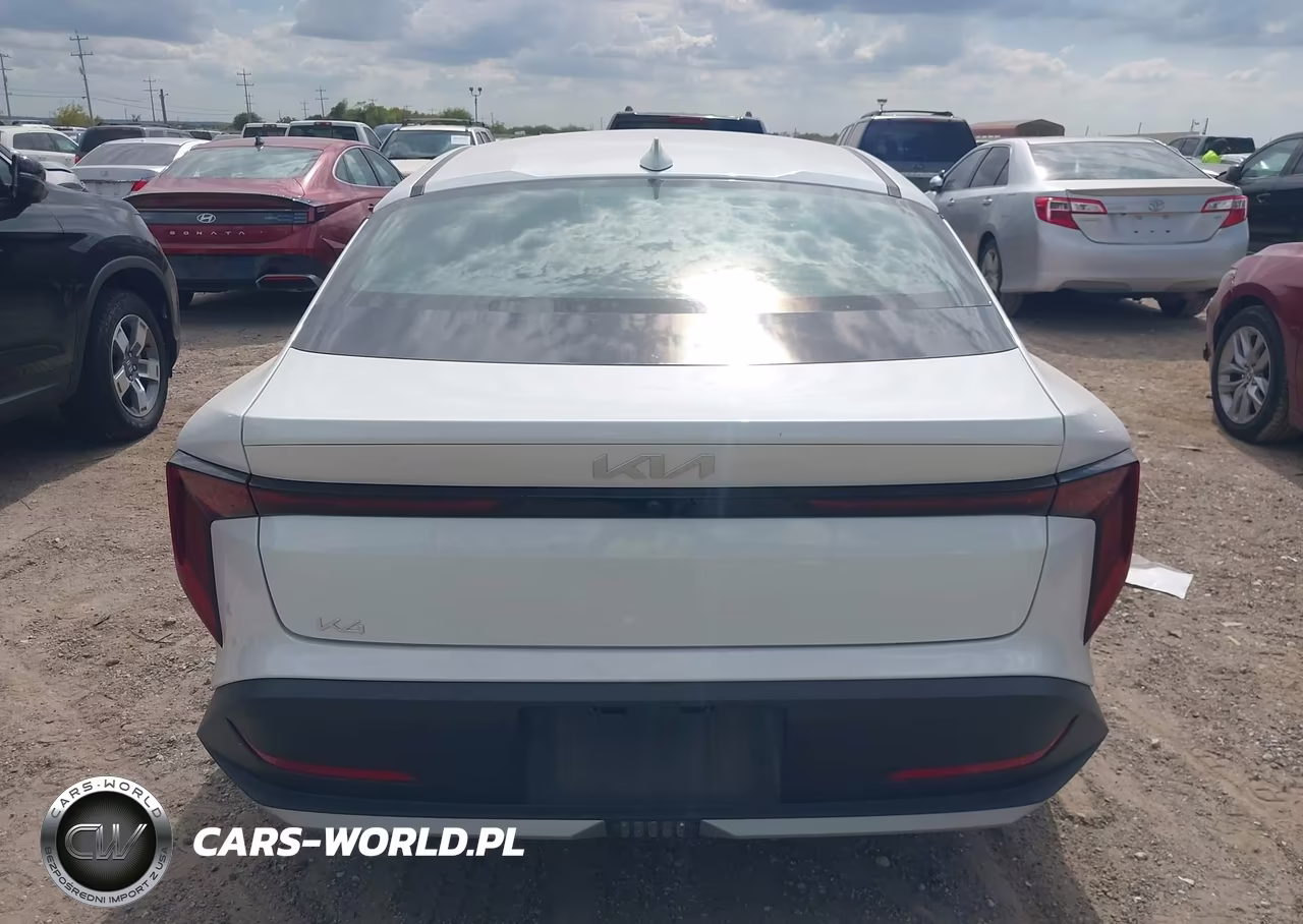 2026 Kia K4 Lxs VIN:3KPFT4DE2TE256439 - 17
