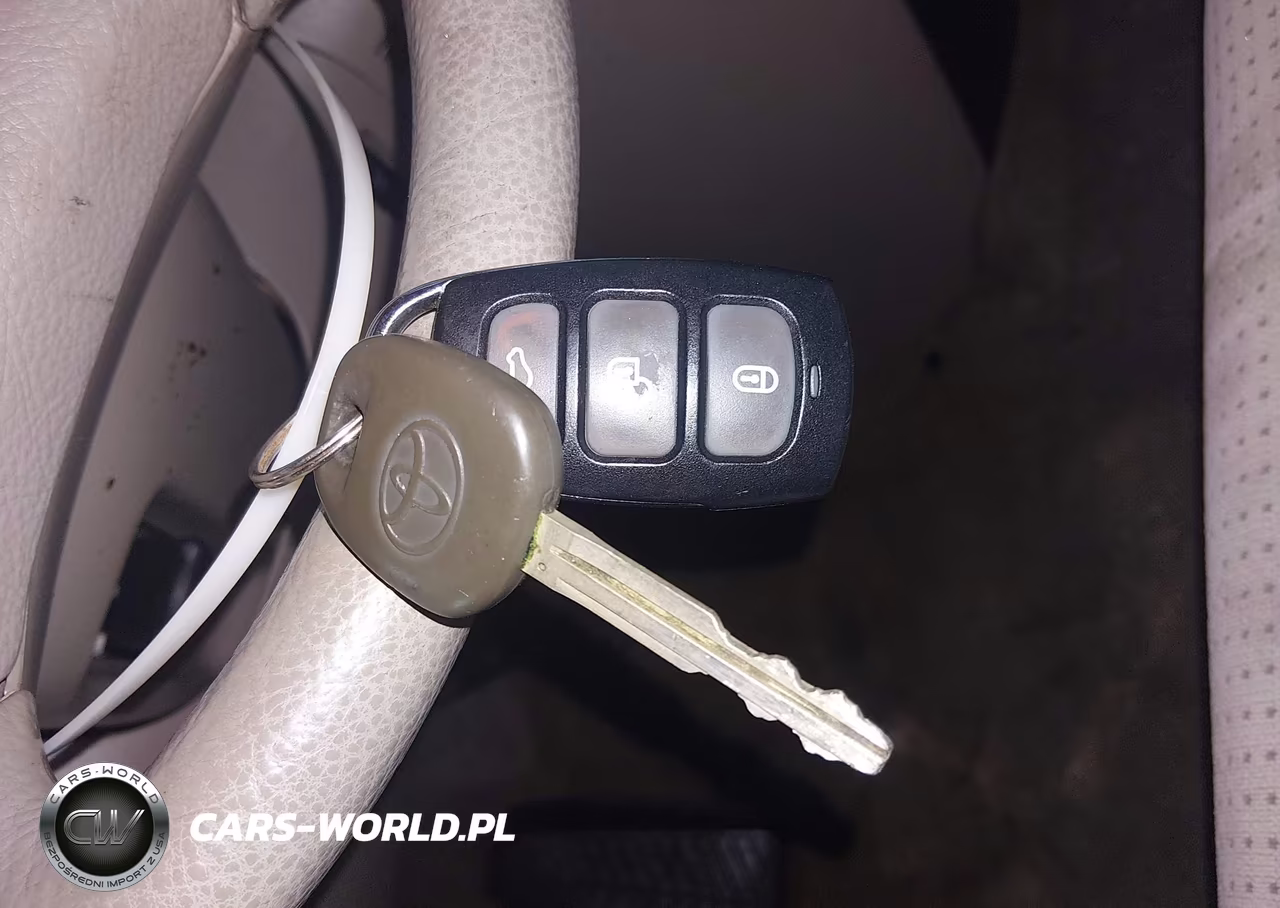 2008 Toyota Sienna Le VIN:5TDZK23C88S141040 - 11