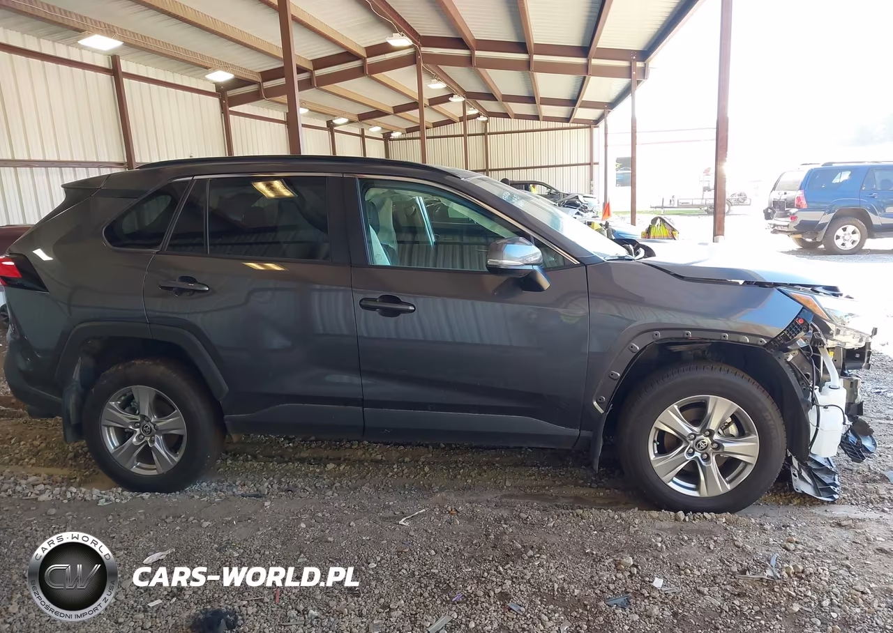 2025 Toyota Rav4 Xle VIN:2T3W1RFV8SC349583 - 13