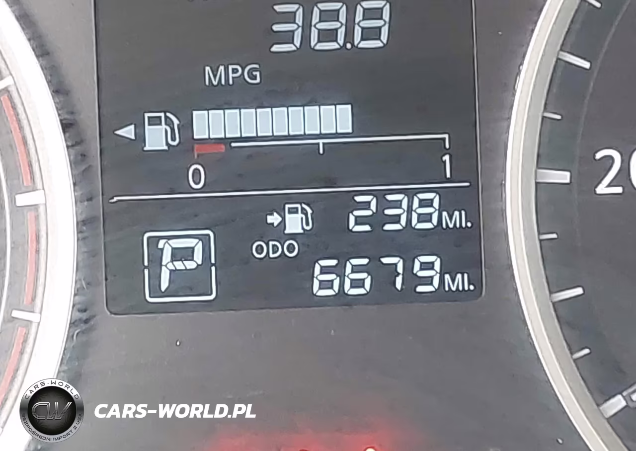2025 Nissan Versa 1.6 S VIN:3N1CN8DV4SL886772 - 15