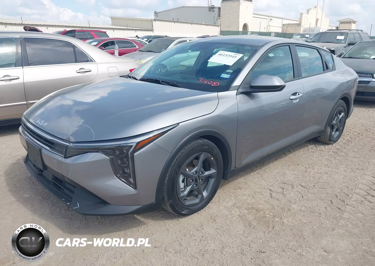2026 Kia K4 Lxs VIN:3KPFT4DE9TE316085 - 2