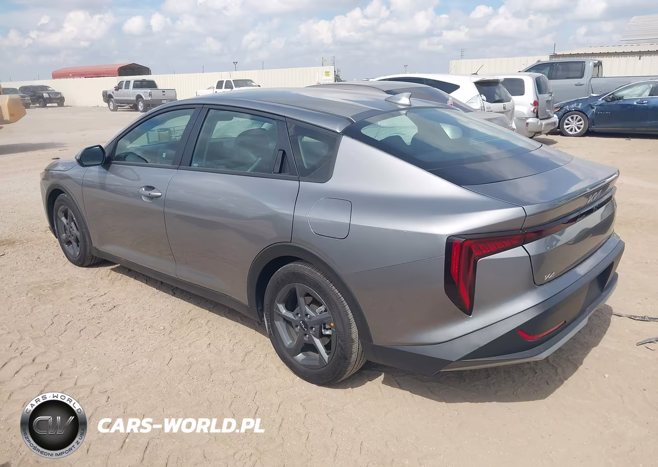 2026 Kia K4 Lxs VIN:3KPFT4DE9TE316085 - 3