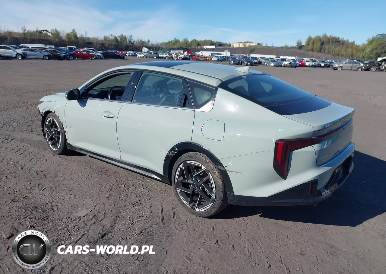 2025 Kia K4 Gt-Line VIN:3KPFW4DE8SE043288 - 3