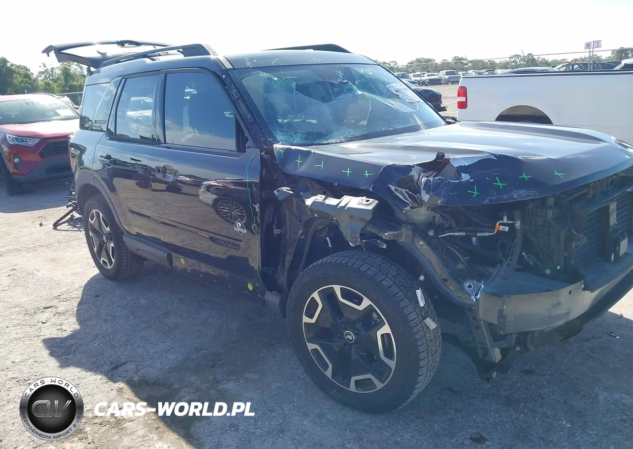 2021 Ford Bronco Sport Outer Banks – zdjęcie 1 z 17