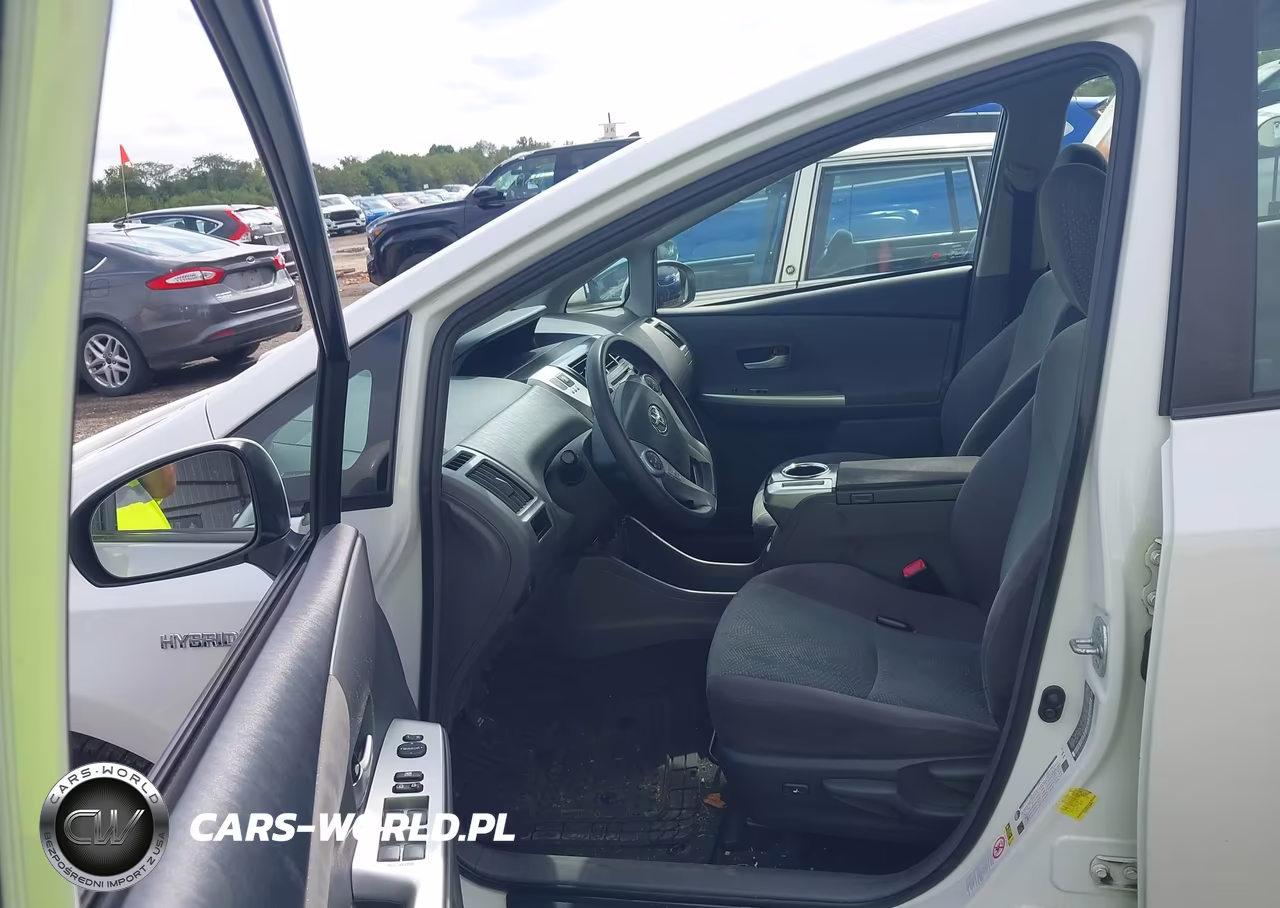 2012 Toyota Prius V Three VIN:JTDZN3EU8C3080088 - 5