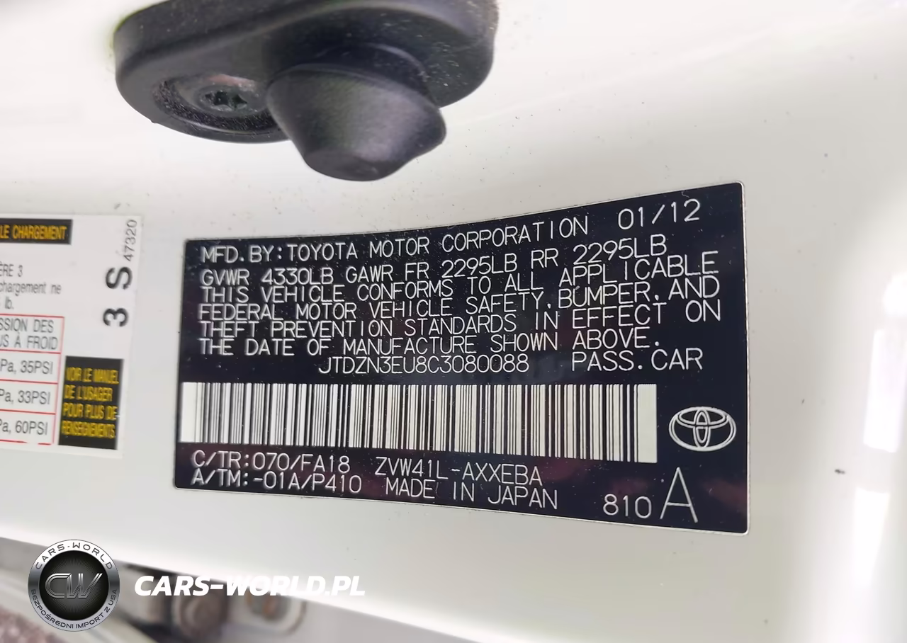 2012 Toyota Prius V Three VIN:JTDZN3EU8C3080088 - 9