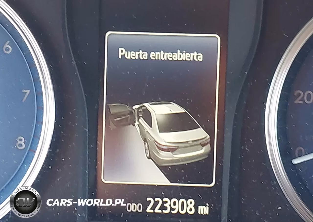 2016 Toyota Camry Le VIN:4T1BF1FK6GU594498 - 15