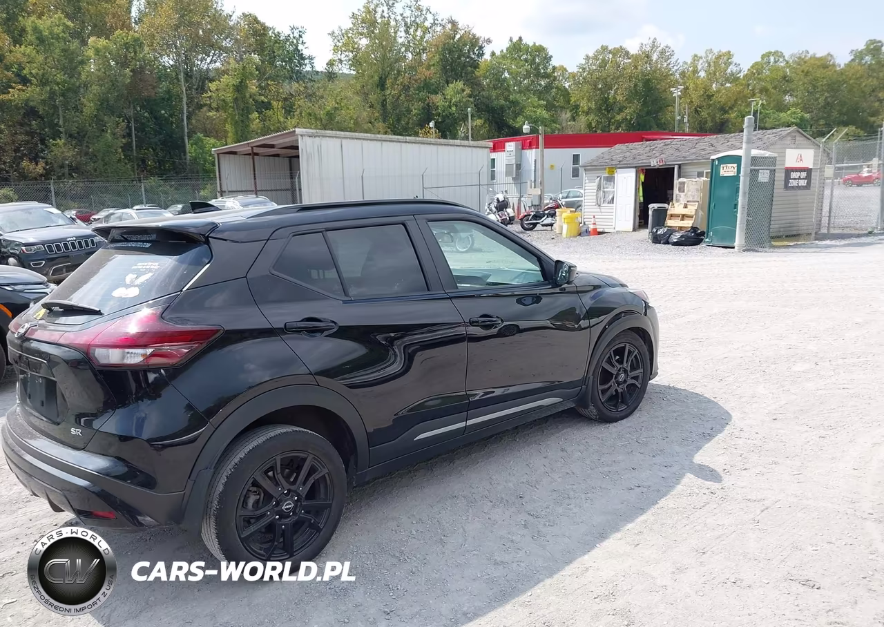 2024 Nissan Kicks Sr Xtronic Cvt VIN:3N1CP5DV2RL493663 - 4