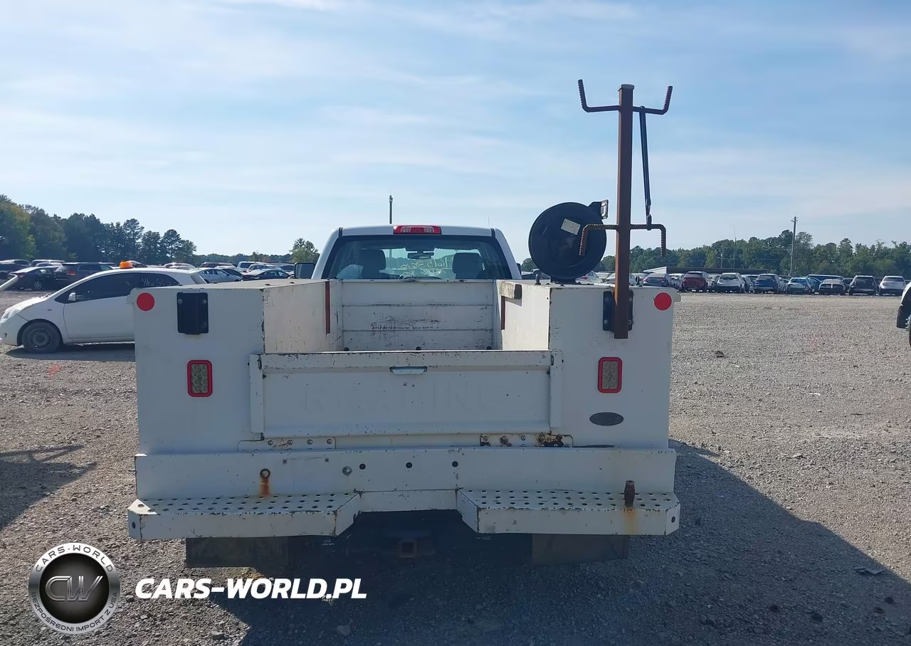 2018 Chevrolet Silverado 3500Hd Chassis Wt VIN:1GB4CYCG8JF214219 - 15