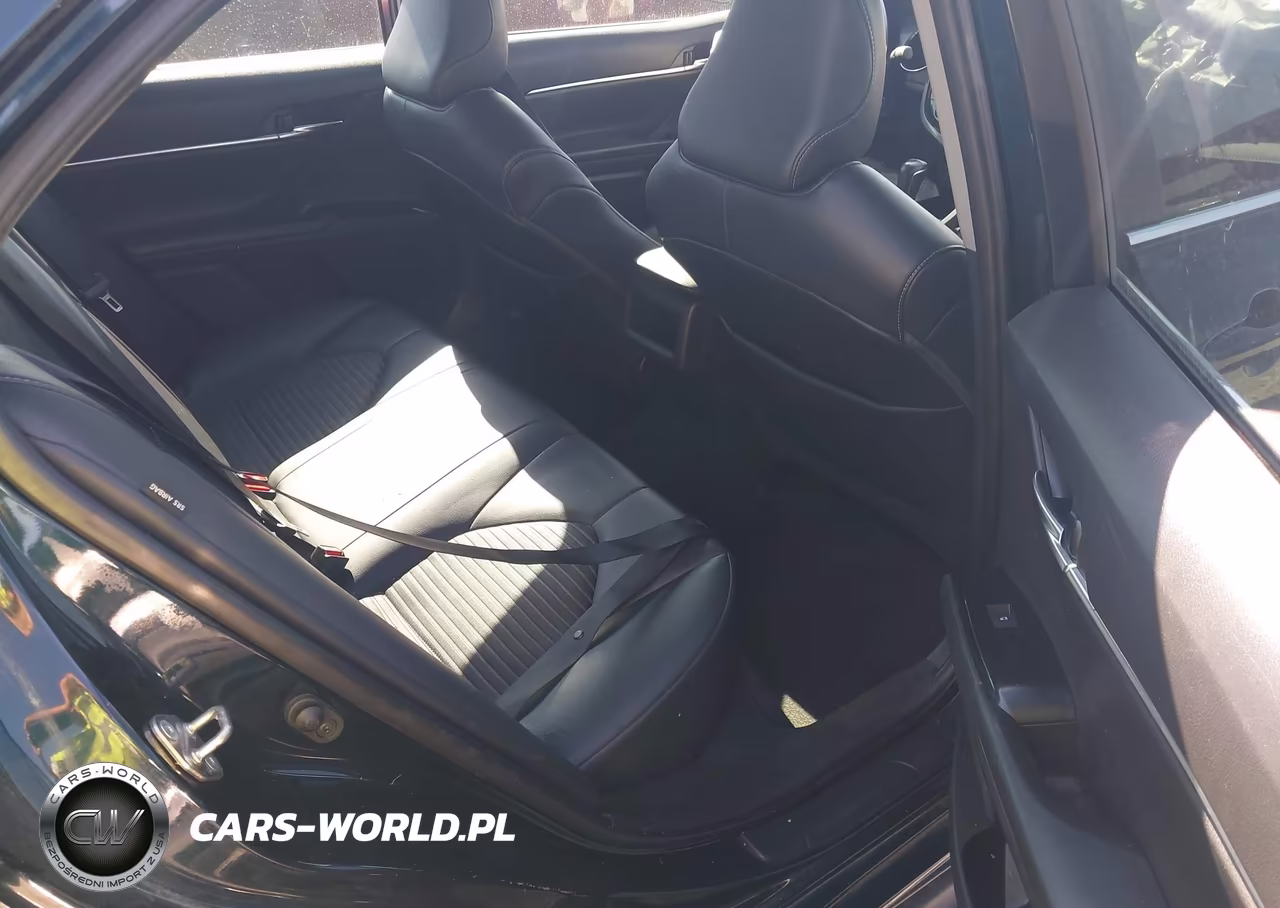 2020 Toyota Camry Se VIN:4T1G11AK3LU880296 - 8
