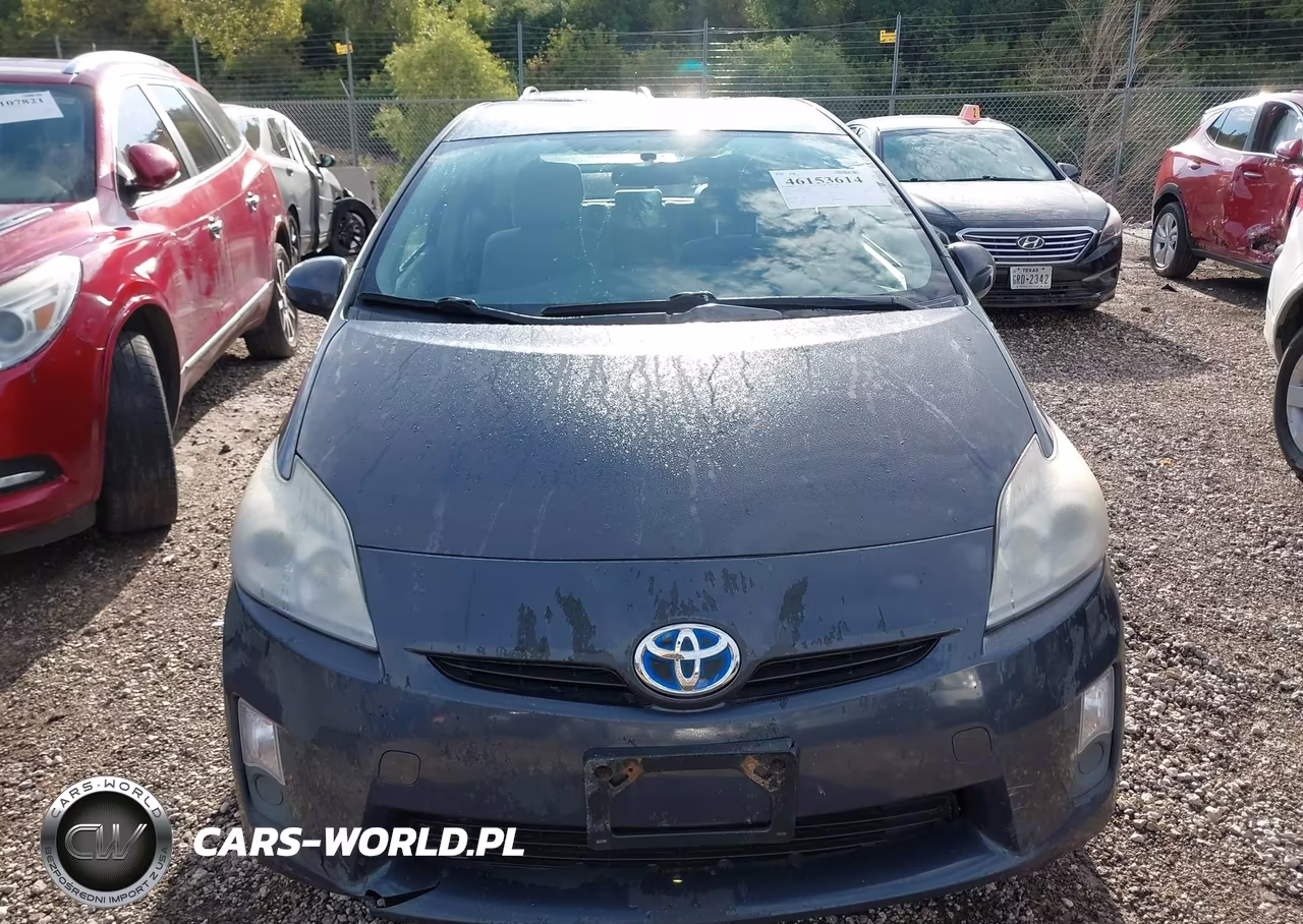 2011 Toyota Prius Two VIN:JTDKN3DU4B5354814 - 6