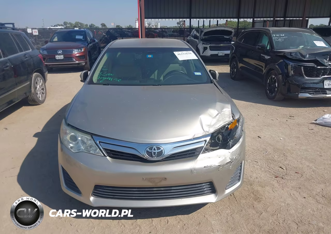 2014 Toyota Camry Le VIN:4T1BF1FK3EU376967 - 12