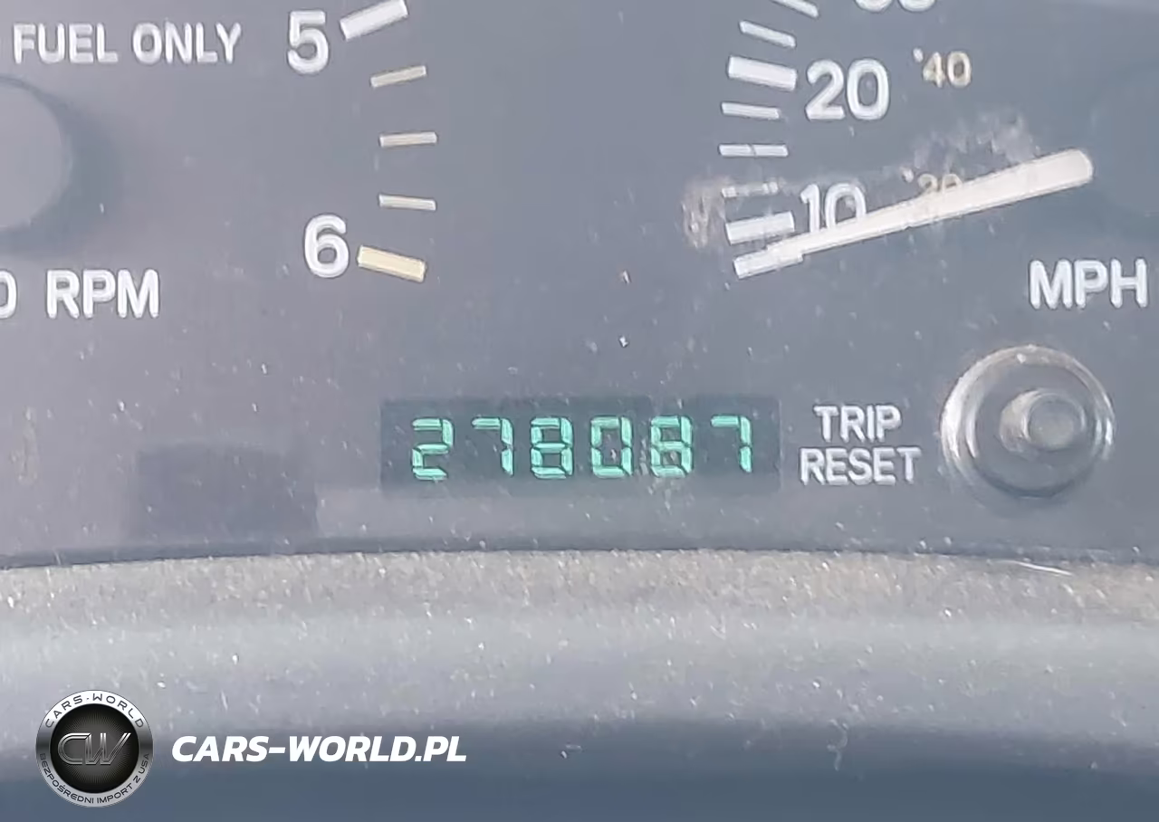 1999 Jeep Cherokee Classic-Sport VIN:1J4FT68S3XL564318 - 15