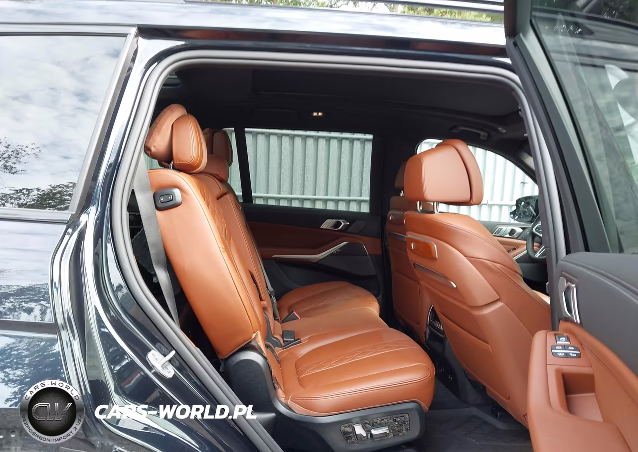 2026 BMW X7 M60I VIN:5UX33EM04T9268155 - 8