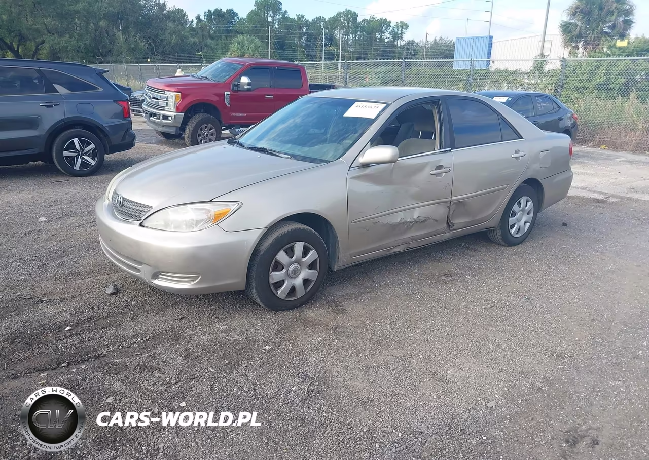 2003 Toyota Camry Le VIN:4T1BE32K43U124176 - 2