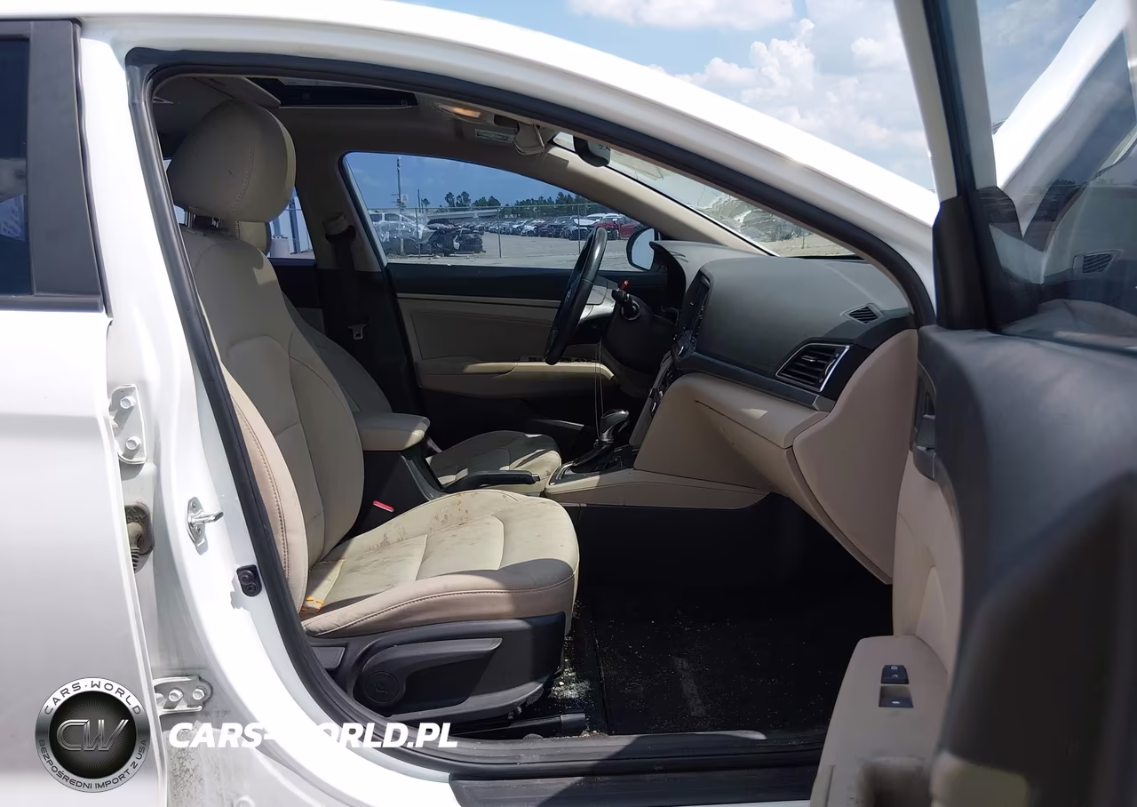 2017 Hyundai Elantra Value Edition VIN:5NPD84LF9HH207695 - 5