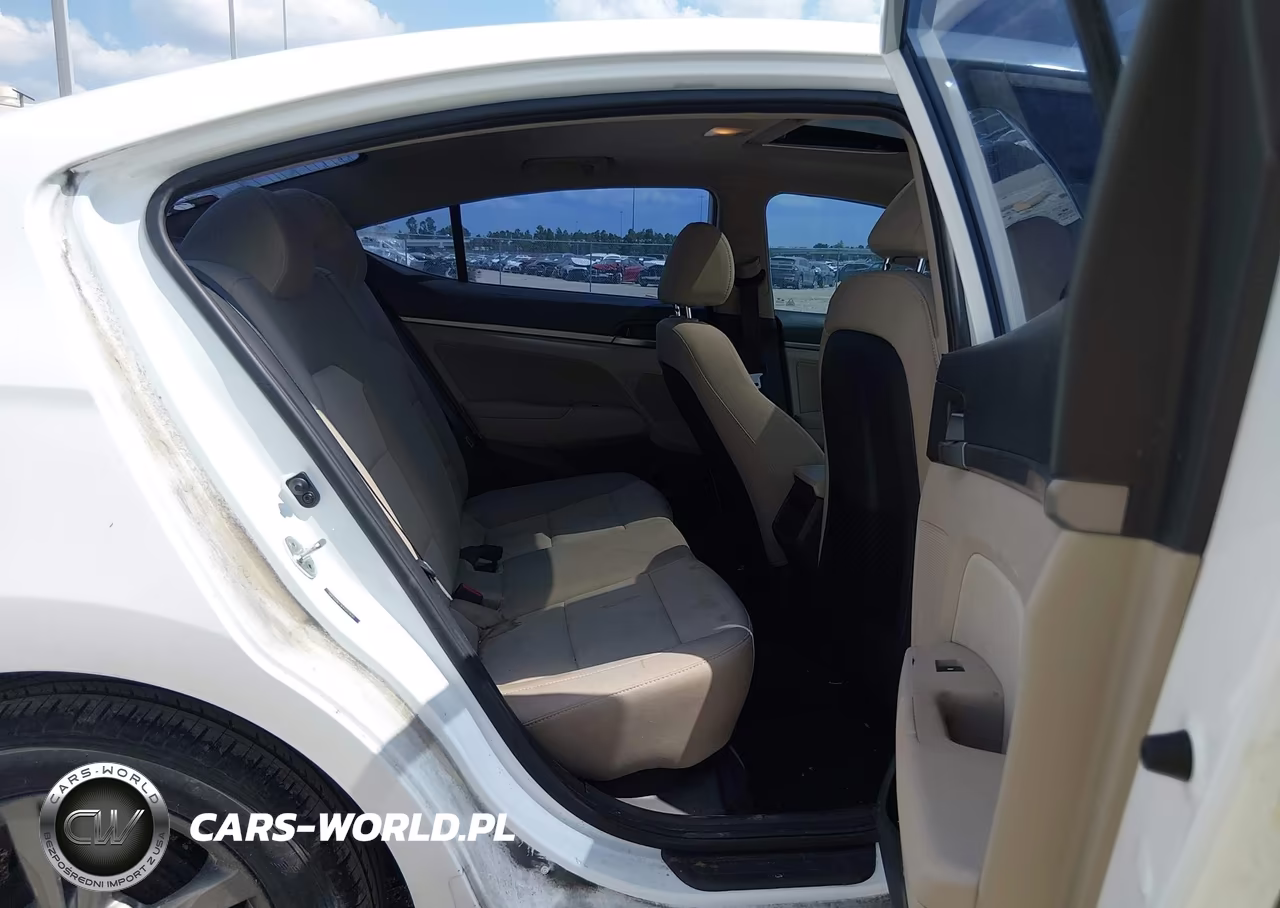 2017 Hyundai Elantra Value Edition VIN:5NPD84LF9HH207695 - 8