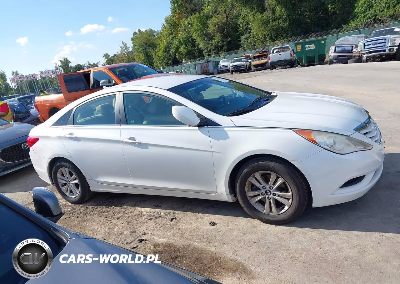2011 Hyundai Sonata Gls VIN:5NPEB4AC7BH037231 - 13