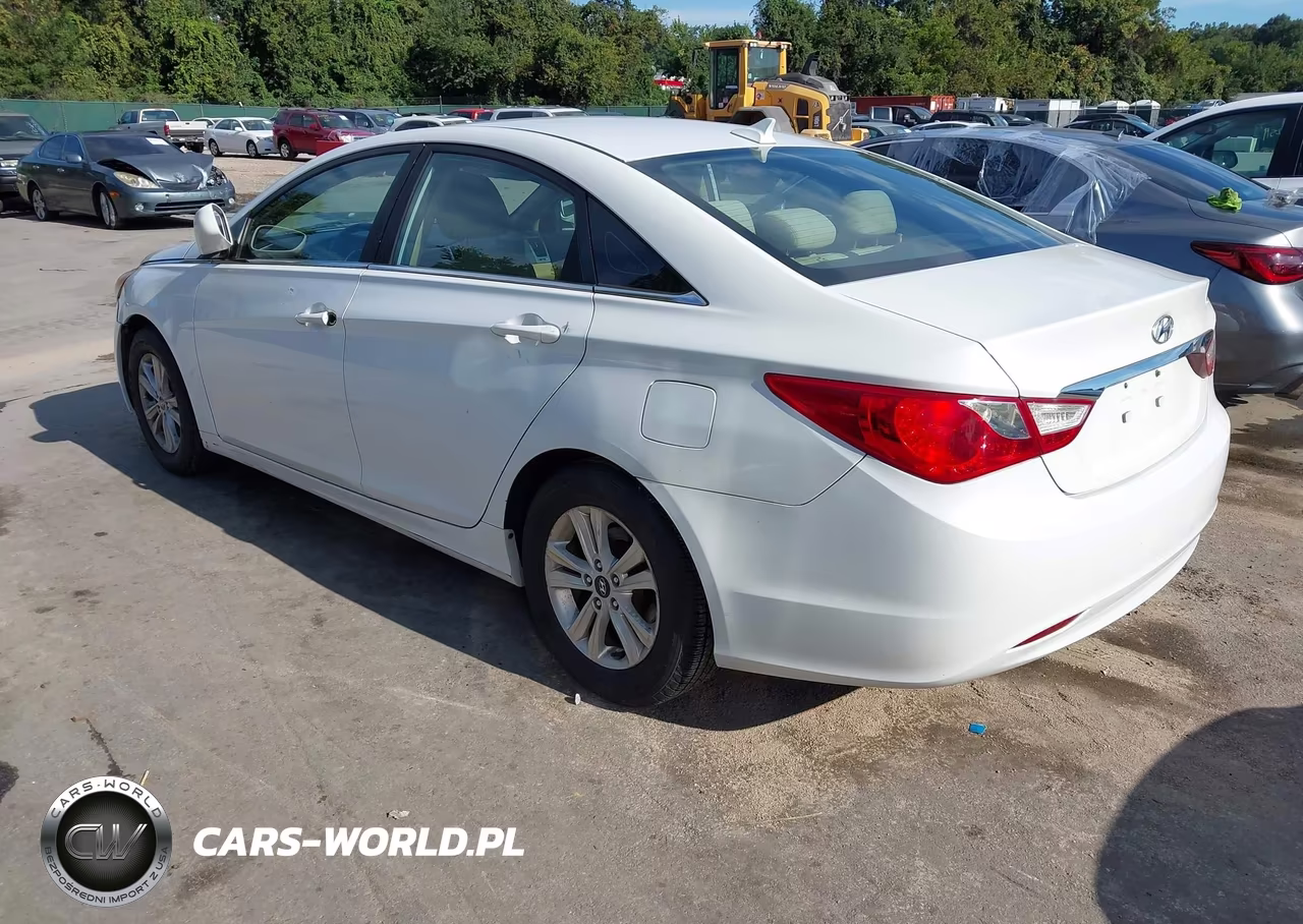 2011 Hyundai Sonata Gls VIN:5NPEB4AC7BH037231 - 3