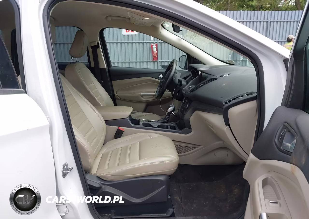2019 Ford Escape Sel VIN:1FMCU0HD7KUA81062 - 5