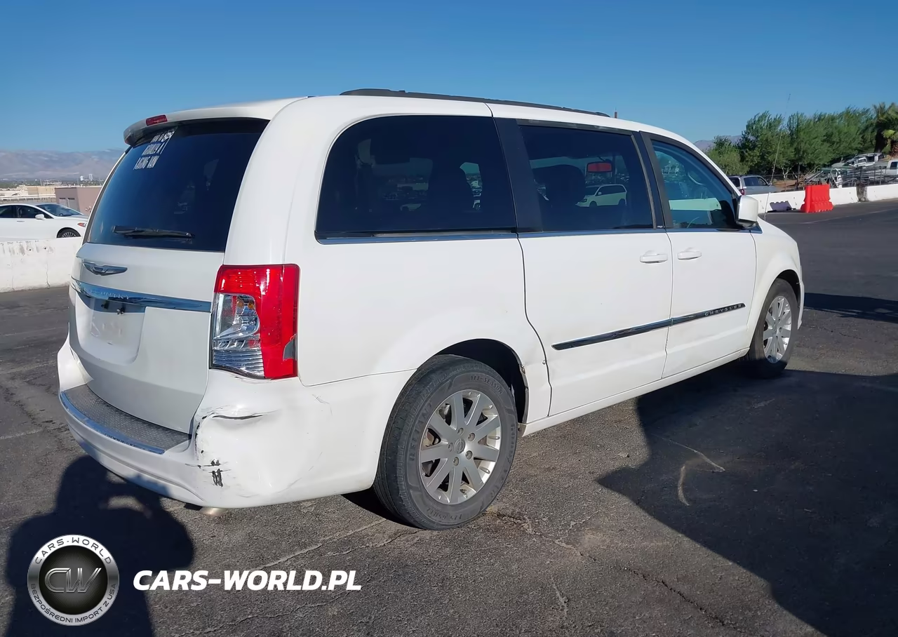 2014 Chrysler Town & Country Touring VIN:2C4RC1BG0ER271832 - 3