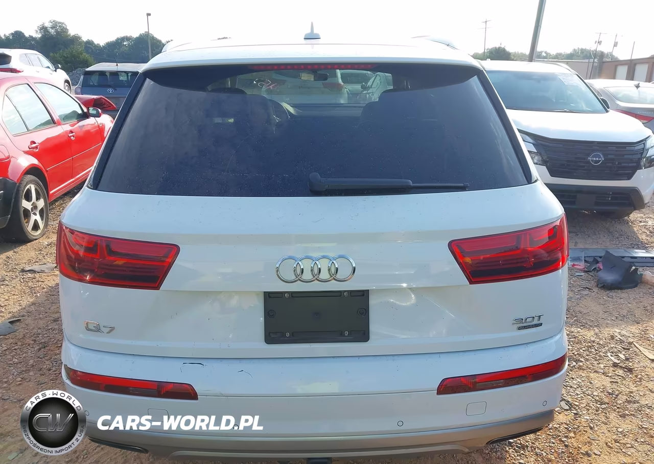 2018 Audi Q7 3.0T Premium VIN:WA1VAAF79JD054592 - 16