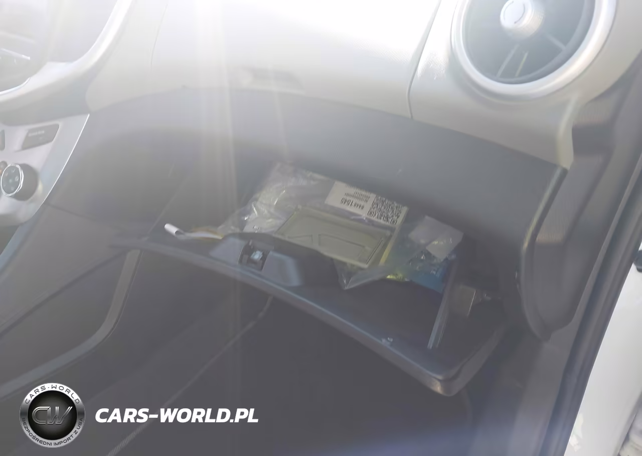 2020 Chevrolet Sonic VIN:1G1JD5SB1L4137054 - 6