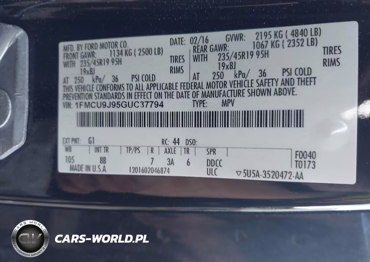 2016 Ford Escape Titanium VIN:1FMCU9J95GUC37794 - 9