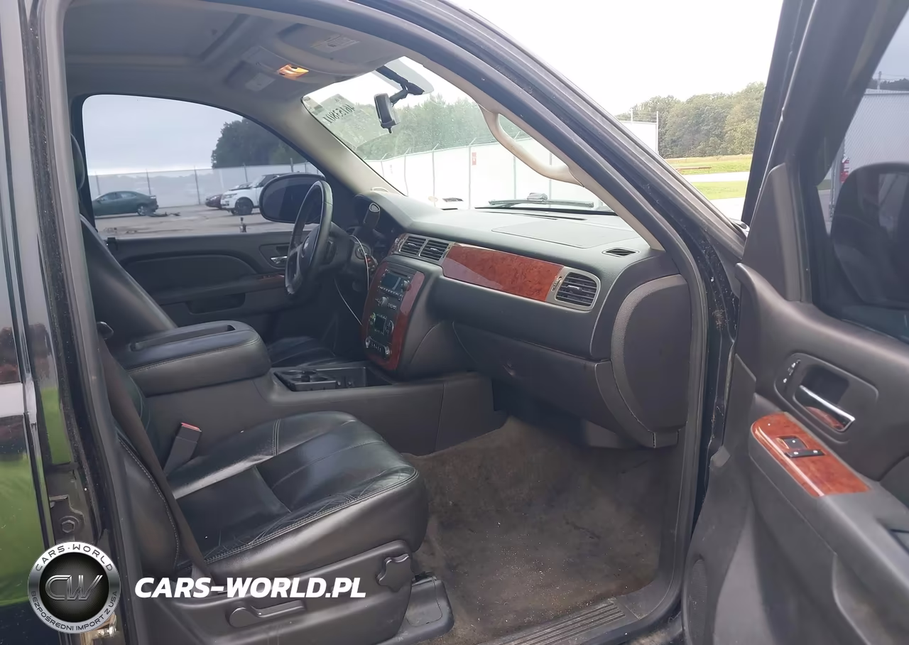 2012 Chevrolet Suburban 1500 Lt VIN:1GNSKJE72CR101529 - 5