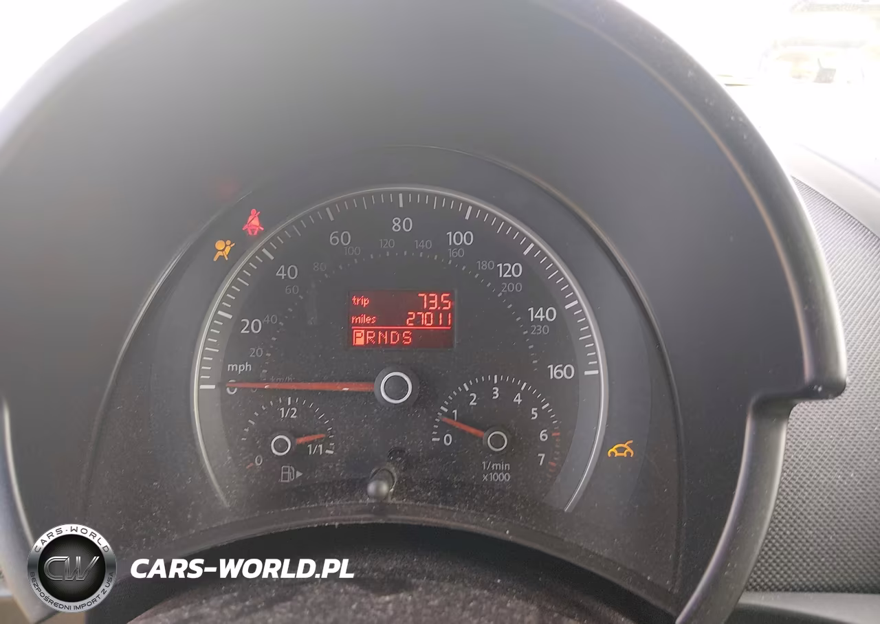 2010 Volkswagen New Beetle 2.5L Red Rock Edition VIN:3VWRG3AGXAM036578 - 7
