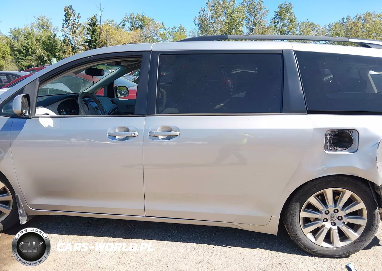 2014 Toyota Sienna Le 7 Passenger VIN:5TDJK3DC9ES084425 - 13