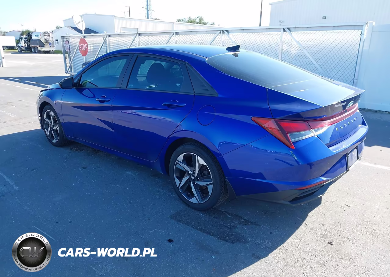 2023 Hyundai Elantra Sel VIN:KMHLS4AG9PU615574 - 3