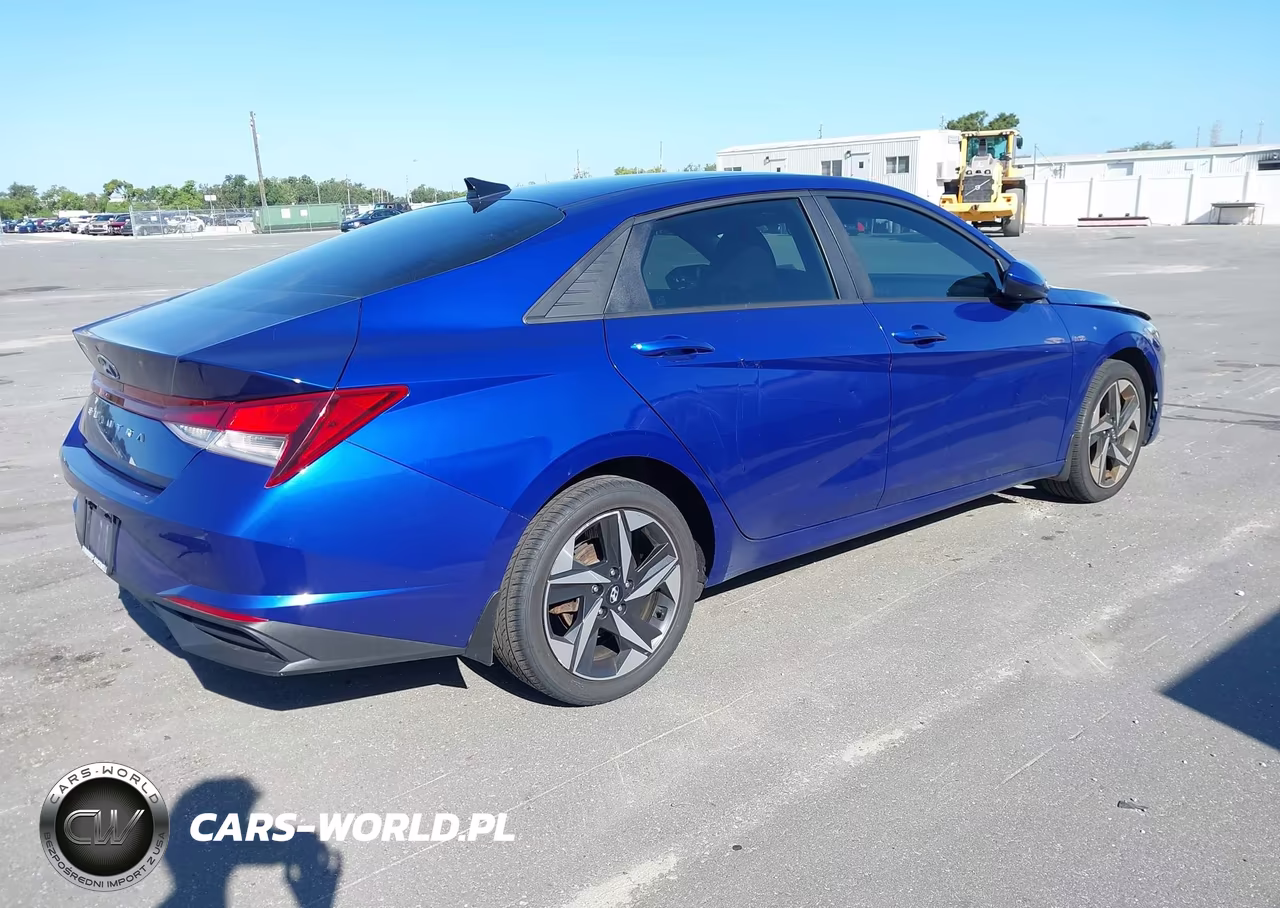 2023 Hyundai Elantra Sel VIN:KMHLS4AG9PU615574 - 4