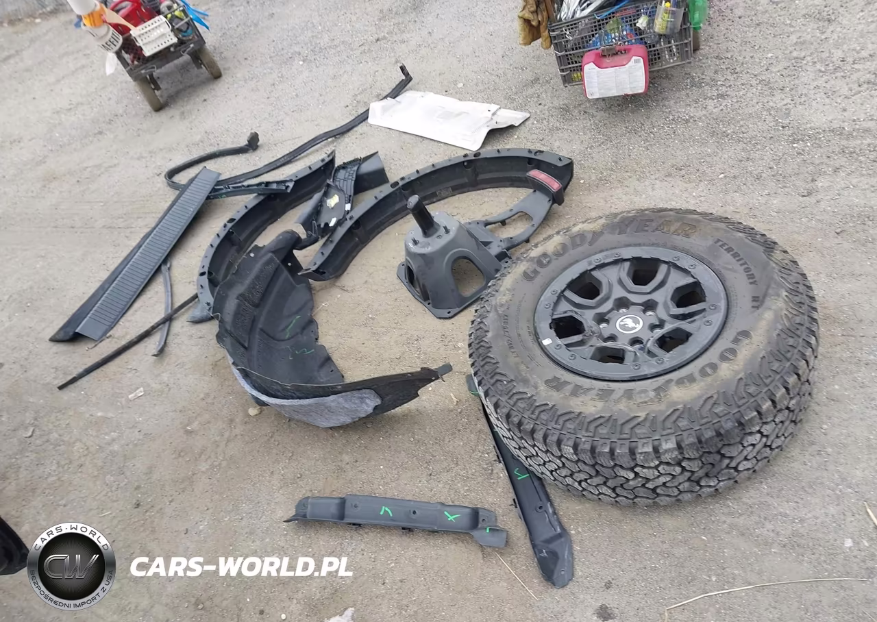 2025 Ford Bronco Badlands VIN:1FMEE9BP2SLA67217 - 12