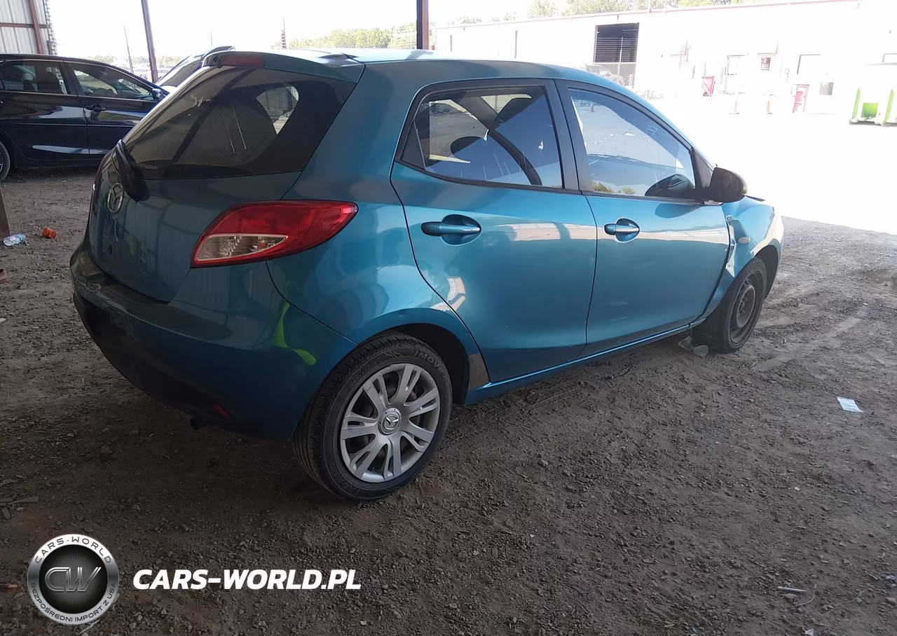 2012 Mazda Mazda2 Sport VIN:JM1DE1KY0C0139934 - 4