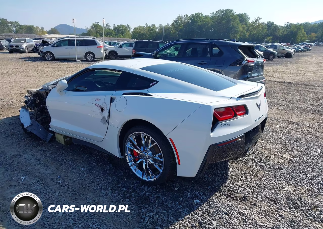 2015 Chevrolet Corvette Stingray 1Lt VIN:1G1YB2D77F5102268 - 3
