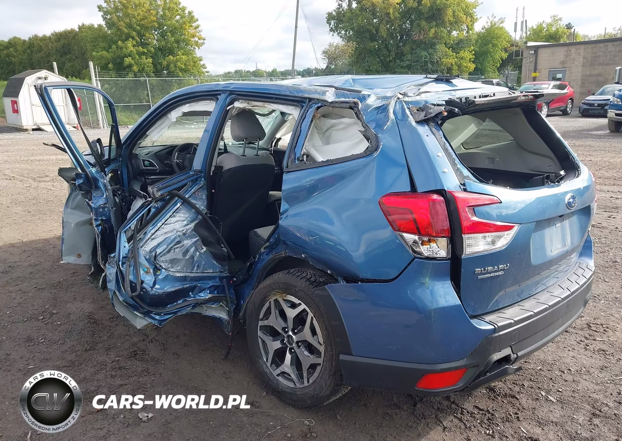 2024 Subaru Forester Premium VIN:JF2SKACC3RH462793 - 3
