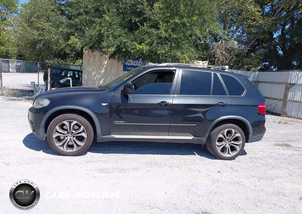 2013 BMW X5 xDrive50I VIN:5UXZV8C55D0C17341 - 14