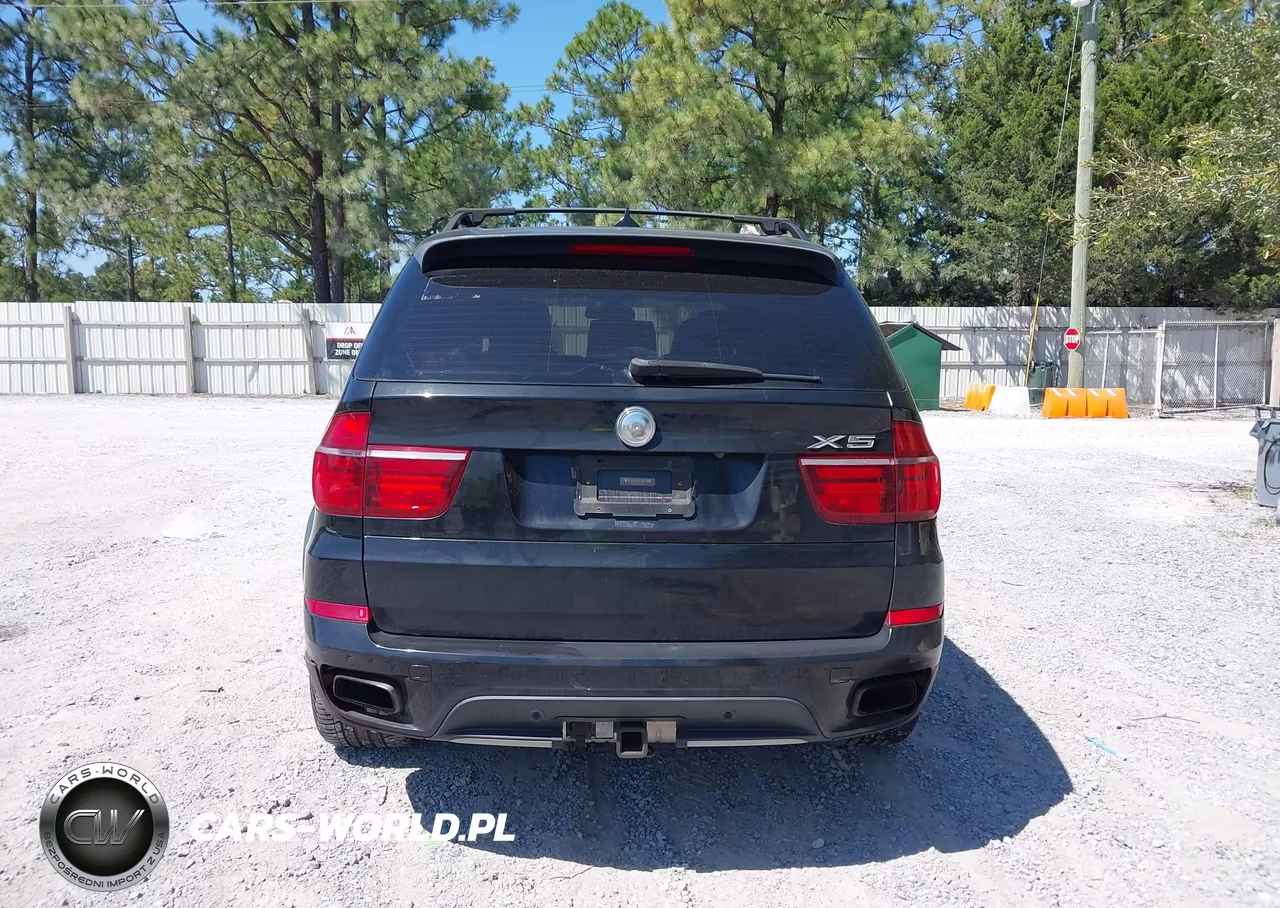 2013 BMW X5 xDrive50I VIN:5UXZV8C55D0C17341 - 16