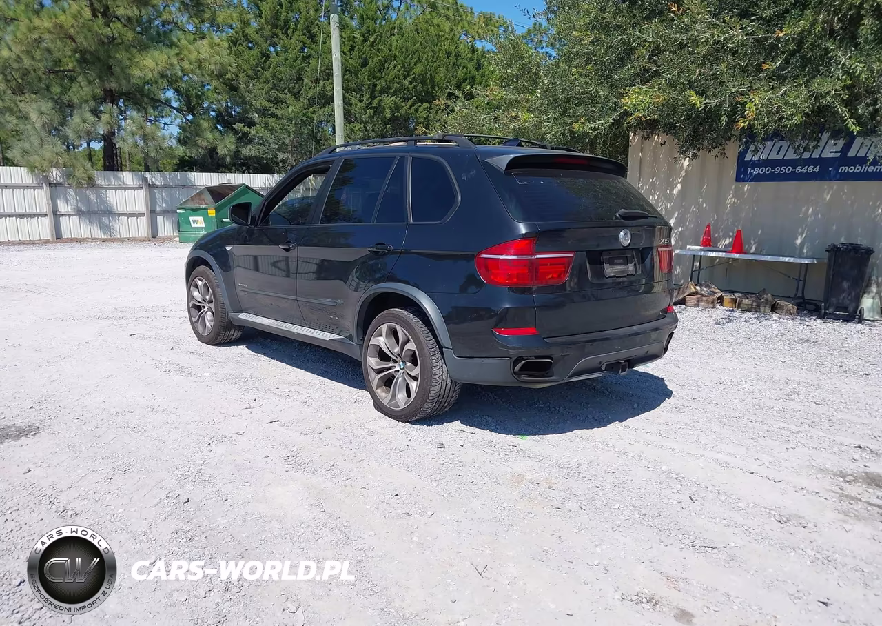 2013 BMW X5 xDrive50I VIN:5UXZV8C55D0C17341 - 3