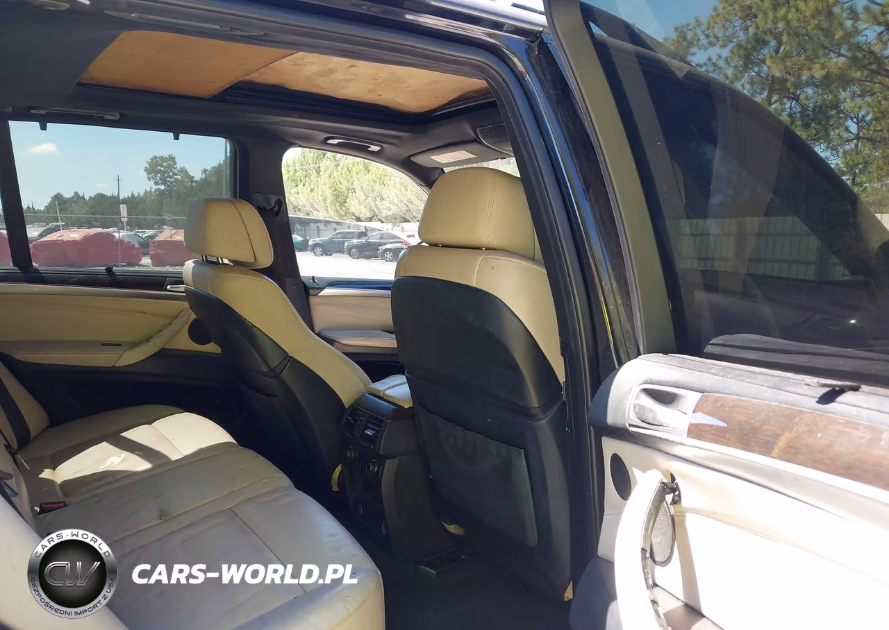 2013 BMW X5 xDrive50I VIN:5UXZV8C55D0C17341 - 8